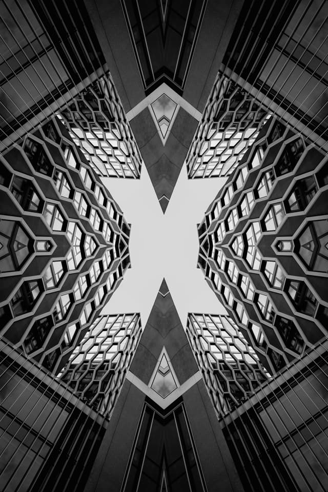 Dummy media imgi_28_photo-1759127352237-247ab3cb4548.jpg